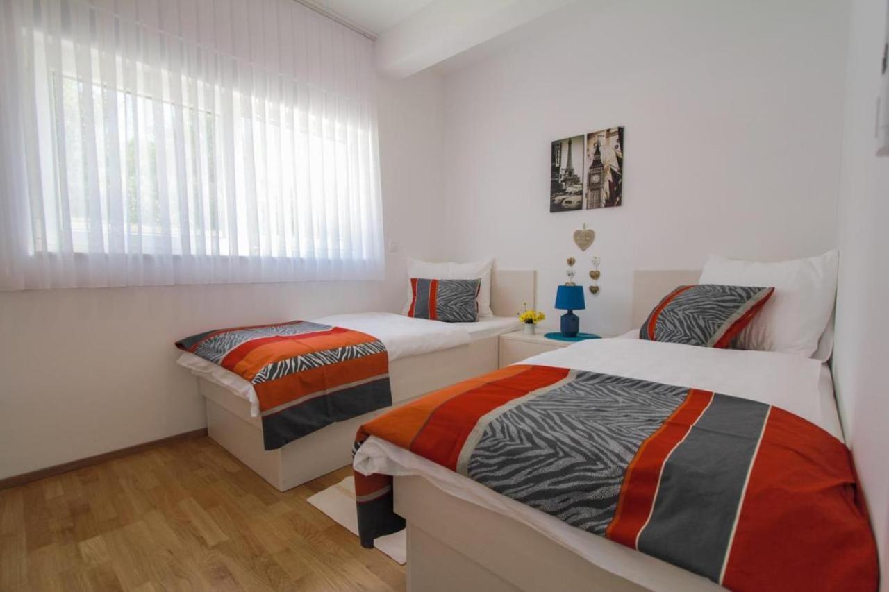 Apartment Gina Trogir Exterior foto